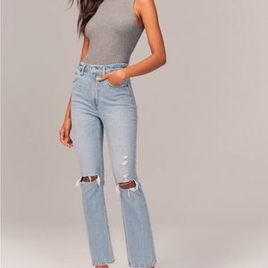 Abercrombie & Fitch Curve Love the Ankle Straight Ultra High Rise Jean 33/16R